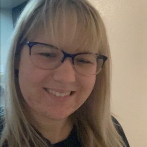 Meet your Posher, Christine